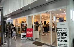 Penampakan distro brand lokal di Jalan Trunojoyo, Kota Bandung. (Sumber: ayobandung.com | Foto: Rahmat Herman Simabur)