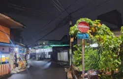Suasana jalan yang sepi pada malam hari di daerah Jalan Inhoftank, Kota Bandung. (Sumber: Nayla Aurelia) (Foto: Nayla Aurelia)