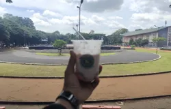 Foto diambil langsung di Saparua Sport sambil menikmati indahnya pemandangan. (Foto: Rizki Hidayat)