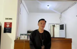 Firman adalah putra asli Bandung yang tumbuh di Kiara Condong, sebuah lingkungan yang menurutnya menjadi “sekolah kehidupan” pertama. (Sumber: Dokumentasi Penulis)