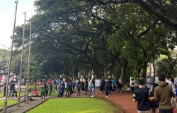 Suasana salah satu Ruang Publik di Bandung, Taman Saparua pada pagi hari Sabtu, (29/11/2025). (Foto: Rasya Nathania)