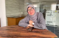 Tri Nur Aini Noviar. (Sumber: ayobandung.id | Foto: Ilham Maulana)