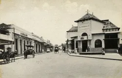 Jalan Braga zaman baheula. (Sumber: KITLV)