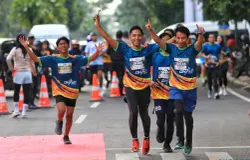 Bagi generasi Z, lari bukan hanya olahraga, tetapi gaya hidup yang terus berkembang. (Sumber: ayobandung.id | Foto: Irfan Al Faritsi)