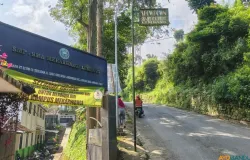 SMA Mekarwangi Lembang yang memiliki akreditasi A hanya menerima 10 calon siswa yang mendaftar pada 11 Juli 2025. (Sumber: ayobandung.id | Foto: Restu Nugraha)