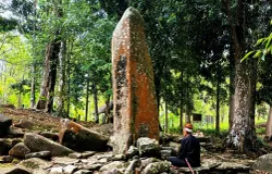 Abah Jaya, jurukunci Tugugedé, Cengkuk. (Sumber: Dokumentasi Penulis | Foto: T Bachtiar)
