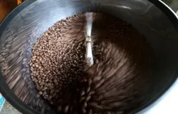 Ilustrasi proses pengolaha kopi Jawa Barat. (Sumber: Ayobandung)