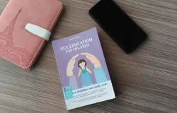 Buku Sex Education For Children, Karya Atreya Senja (Sumber: Dokumentasi Penulis | Foto: Dias Ashari)