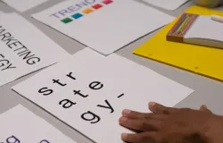 Ada beberapa strategi pemasaran di era digital ini yang sering ditemukan di bisnis-bisnis startup dan bagaimana dampak dari strategi penasaran tersebut. (Sumber: Pexels/Kindel Media)