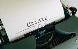 Krisis global tidak hanya terjadi di tahun 2025. (Sumber: Pexels/Markus Winkler)