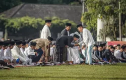 Gubernur Jawa Bara, Dedi Mulyadi. (Sumber: Ayobandung.id | Foto: Kavin Faza)