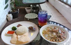 Soto Bandung, Gang Selera Cibadak, Kamis, 26 Juni 20025 (Sumber: Dokumentasi Penulis | Foto: Dias Ashari)