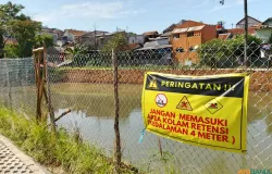Kolam retensi Ciporeat memiliki misi penting dari pemerintah, yaitu mengantisipasi banjir di kawasan tersebut. (Sumber: ayobandung.id | Foto: Gilang Fathu Romadhan)