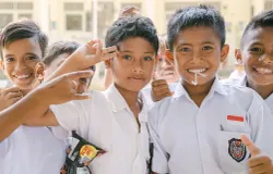Butuh kerjasama dan partisipasi dari berbagai pihak dalam rangka mewujudkan pendidikan terbaik bagi anak-anak negeri ini. (Sumber: Pexels/Agung Pandit Wiguna)