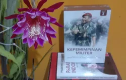 Hadiah buku karya Prabowo Subianto (Sumber: dokpri | Foto: Totok Siswantara)