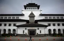Gedung Sate (Sumber: bandung.go.id)