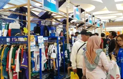 Antusias Pengunjung Livin' Market 2025 (Sumber: Dokumentasi Penulis| Foto: Firqotu Naajiyah)