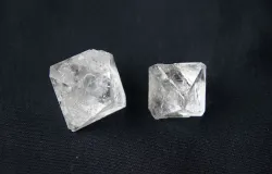 Sejak lama, tawas digunakan dalam berbagai keperluan. (Sumber: Wikimedia Commons/Maxim Bilovitskiy)