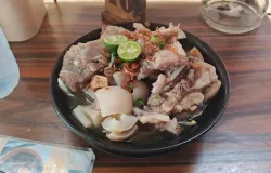 Menu  Spesial Warung Mie Kocok Igaan Soreang (Sumber: Dokumentasi Penulis | Foto: Dias Ashari)