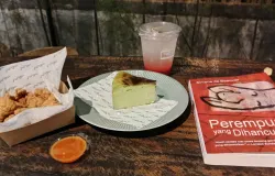 Menu Camilan di Kopi Tiga Huruf (Sumber: Dokumentasi Penulis | Foto: Dias Ashari)