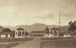 Potret Kediaman Bupati Sumedang sebelum 1880. (Sumber: KITLV)