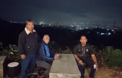 Berjalan jajan di Soreang, kulineran di Gading Tutuka, Pintu Keluar Tol Soroja, hingga menyeruput secangkir kopi di Kopi Gunung. (Sumber: Dokumentasi Penulis | Foto: Dudung Ridwan)