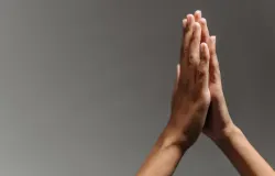 Di Indonesia pun ada bentuk religiusitas tanpa agama. (Sumber: Pexels/ROCKETMANN TEAM)