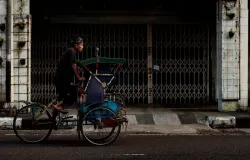 Tukang becak di Kota Bandung. (Sumber: Pexels/Try Sukma Wijaya)