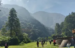 Situs Bersejarah Stadion Malabar Gunung Puntang (Sumber: Dokumentasi Penulis | Foto: Dias Ashari)