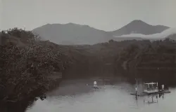 Pemandangan Danau Sindanglaya Cianjur di kaki Gunung Gede tahun 1900-an. (Sumber: KITLV)