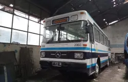 Bus DAMRI jadul di Kota Bandung. (Sumber: Ayobandung)