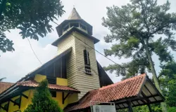Bangunan Gereja Kristen Pasundan Jemaat Palalangon di Cianjur, Jejak Interaksi Sunda dan Kekristenan. (Sumber: Dokumentasi Pribadi | Foto: Arfi Pandu Dinata)