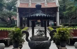 Hio Lo Utama di Vihara Satya Budhi (Kelenteng Bandung) (Sumber: Dokumentasi Pribadi | Foto: Arfi Pandu Dinata)