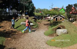 Farmhouse Lembang. (Sumber: Ayobandung.com | Foto: Irfan Al-Faritsi)