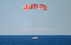 Empat astronot Artemis II berhasil mendarat di Samudra Pasifik, lepas pantai San Diego, setelah menyelesaikan misi mengelilingi Bulan. (Sumber: NASA)