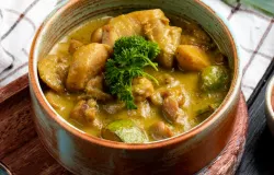 Jejak kuliner Belanda masih dapat ditemukan dalam berbagai makanan yang akrab di meja makan masyarakat Indonesia. (Sumber: magnific.com | Foto: stockking)