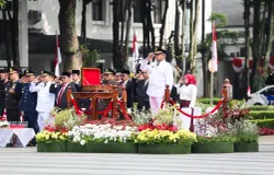 Upacara HUT Kemerdekaan RI ke-81 di Pemkot Bandung (Sumber: bandung.go.id)