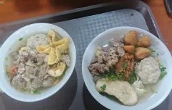 Cuanki Sambal Ijo Teh Yuyun Cianjur. (Sumber: Dokumentasi Penulis | Foto: Dias Ashari)
