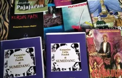 Buku-buku karya Aan Merdeka Permana. (Sumber: Dokumentasi Penulis)