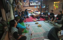 Pertemuan warga Punclut (Foto: Dokumen Mang Aqli)