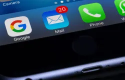 Media dalam jaringan (daring). (Sumber: Pexels | Foto: Torsten Dettlaff)