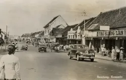 Suasana Pasar Kosambi, Bandung, tahun 1938. (Sumber: KITLV)