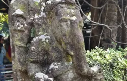Arca Ganesha di gerbang ITB. (Sumber: Dokumentasi Malia 2026)