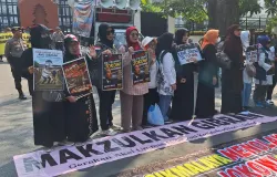 Sebuah aksi penolakan Jokowi di Jawa Barat. Bandung 14 Juli 2026 di Depan DPRD Jawa Barat (Foto: Dokumen pribadi)
