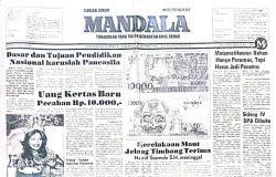 Sampul depan Harian Umum MANDALA edisi 13 Juli 1976, terbitan 50 tahun silam yang menjadi salah satu saksi perjalanan pers di Jawa Barat. (Sumber: Foto dan koleksi koran lawas milik Kin Sanubary)
