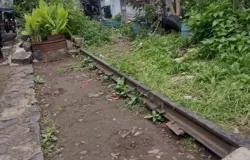 Jejak rel kereta api di Cibangkong (Sumber: Dokumen Pribadi | Foto: Muhammad Saeful Ihsan)