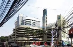 Kondisi Gedung Bank DENIS (sekarang digunakan oleh Bank Jawa Barat) pada tahun 2015. (Sumber: Wikimedia Commons | Foto: Rochelimit)
