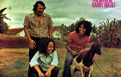 Kelompok Musik Gang of Harry Roesli. (Sumber: Majalah Aktuil Edisi 126 | Foto: Aktuil)