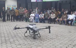 Demo drone produksi Iter Aero di Kabupaten Subang terkait dengan bidang perkebunan (Sumber: dokpri | Foto: Totok Siswantara)