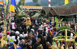 Mengetahui pelaksanaan Tradisi Nyawen. (Sumber: images.pexels.com | Foto: Kevin Yung)